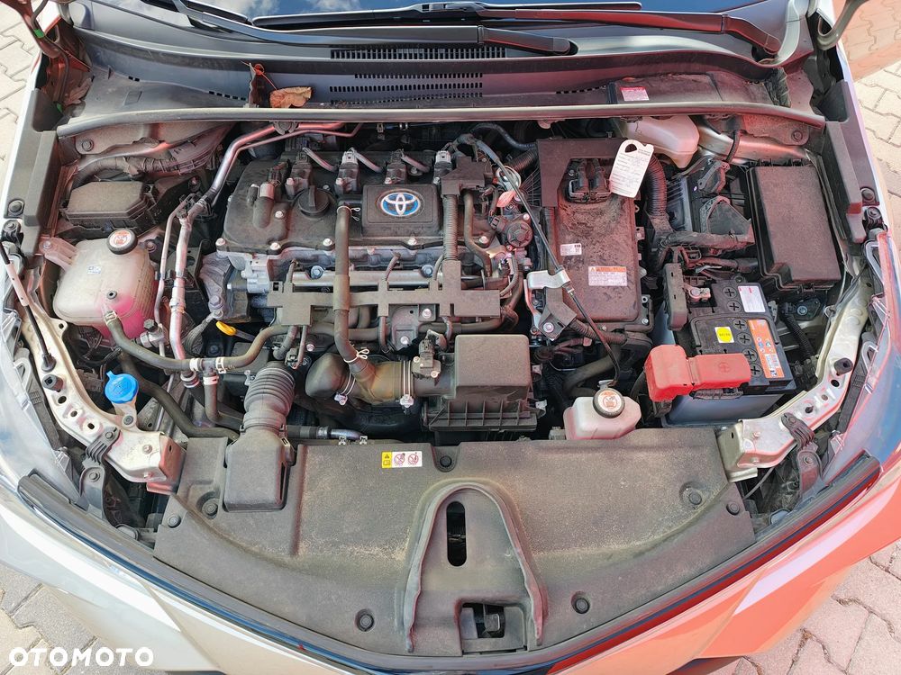 Toyota Corolla 1.8 Hybrid Comfort - 34