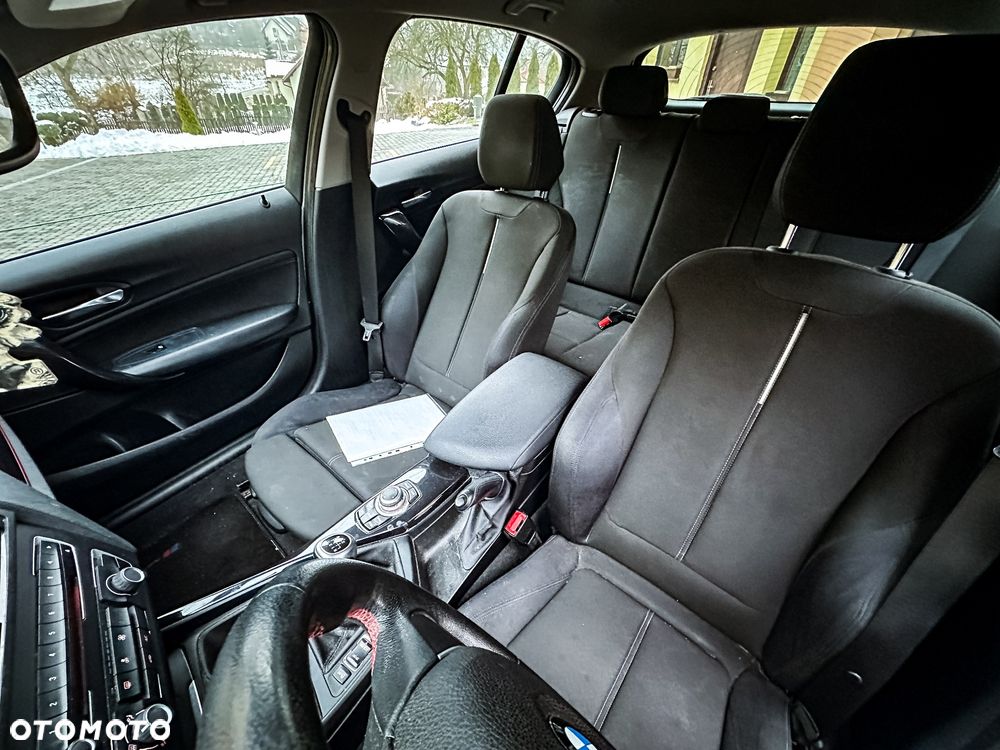 BMW Seria 1 114i Sport Line - 13