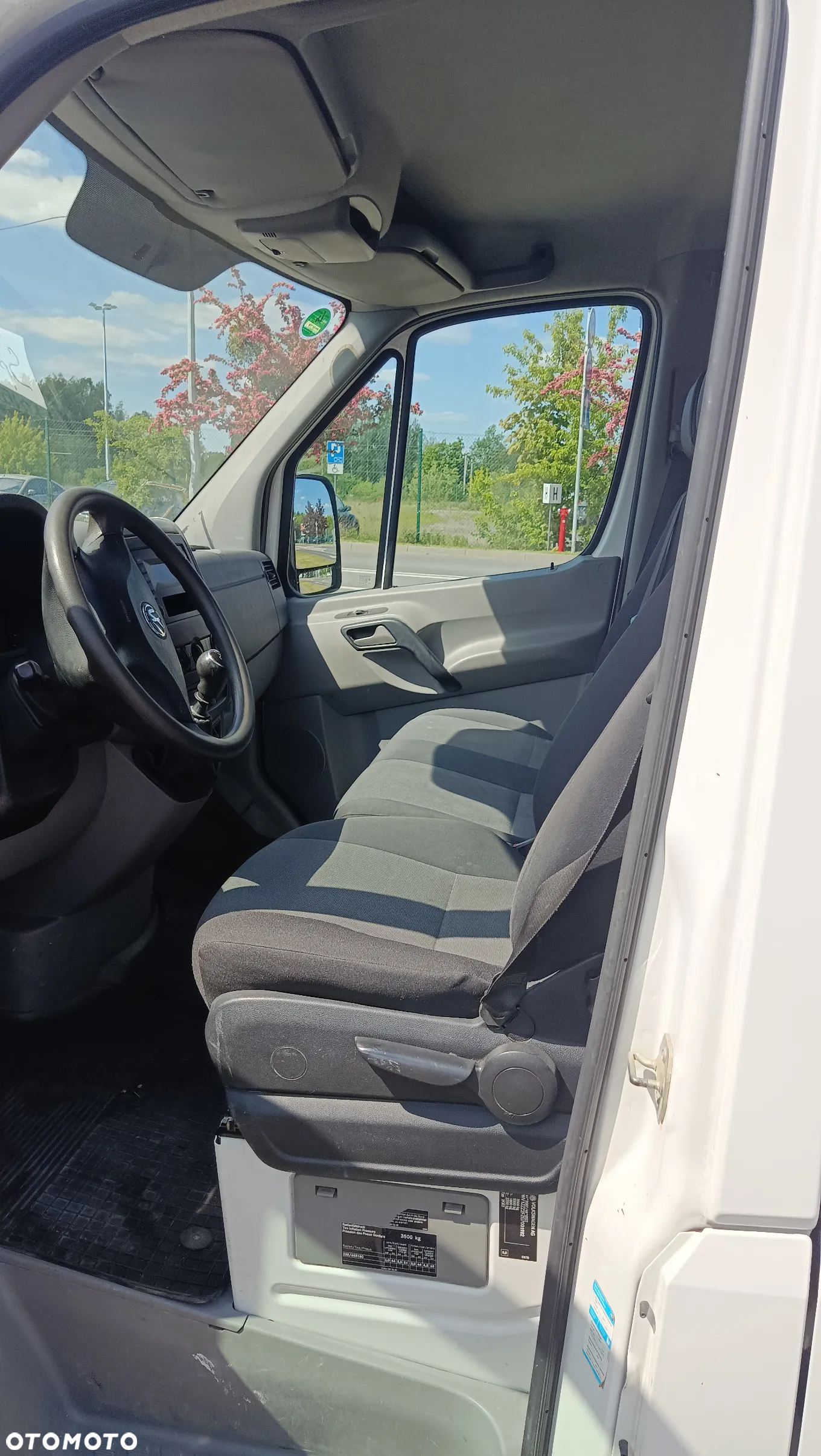 Volkswagen Crafter - 11