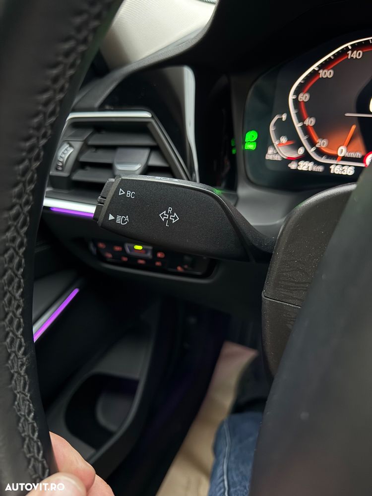 BMW Seria 3 320d Aut. xDrive Luxury Line - 19