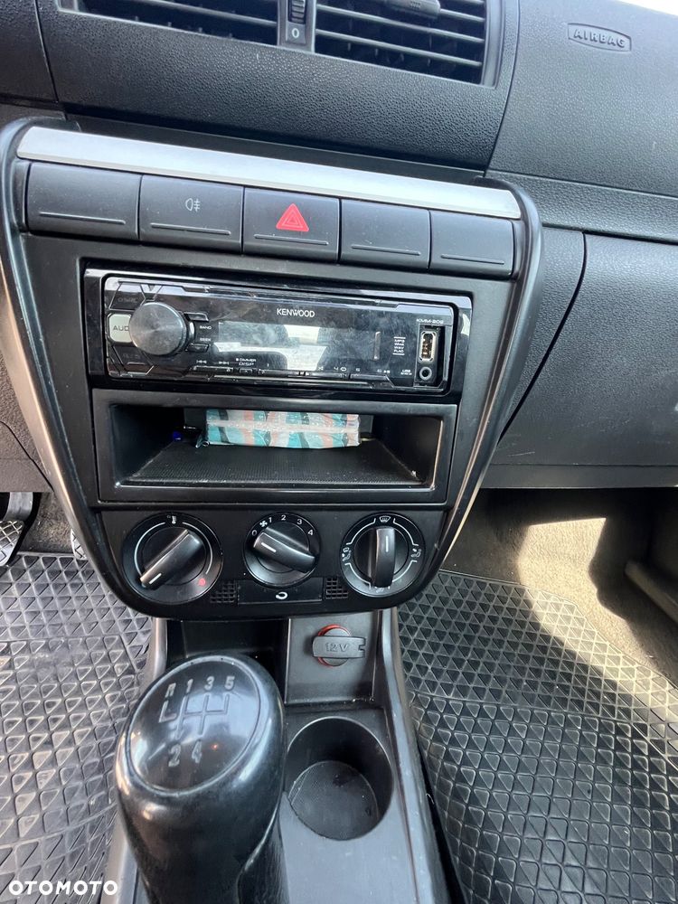 Volkswagen Fox 1.2 - 20
