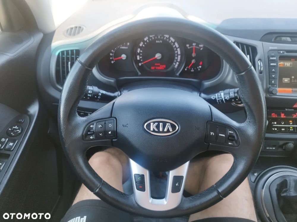 Kia Sportage 2.0 CVVT 4WD Vision - 28