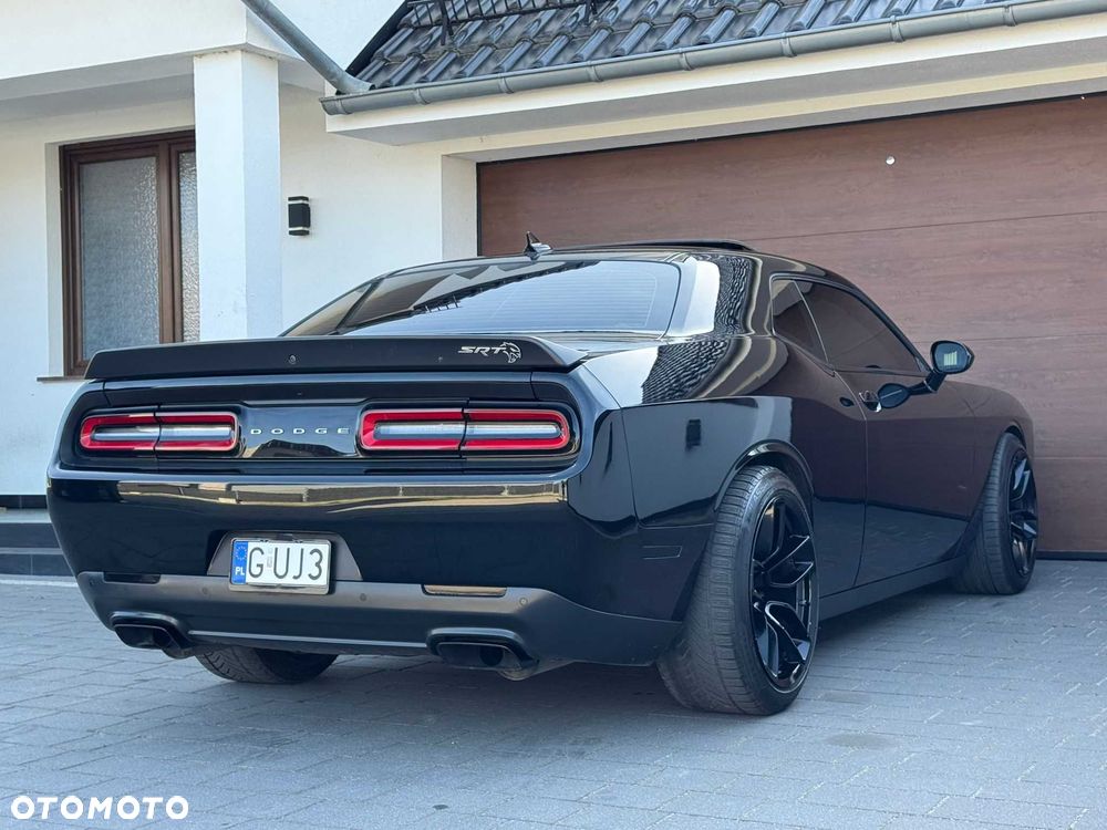 Dodge Challenger - 3