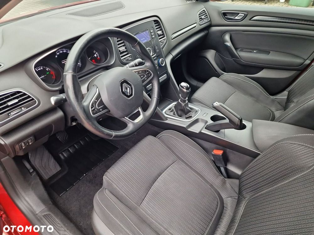 Renault Megane 1.6 SCe Business - 16