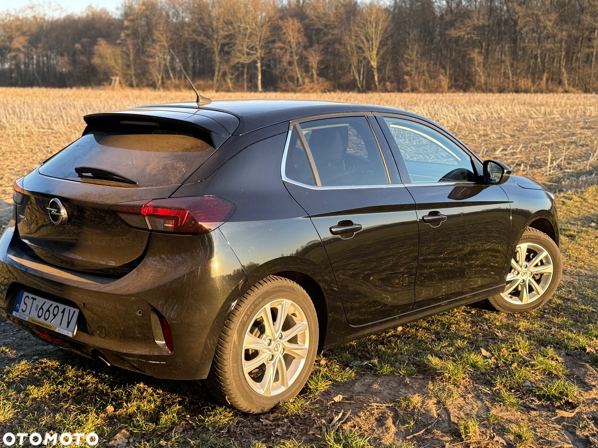 Opel Corsa 1.2 Elegance S&S - 4