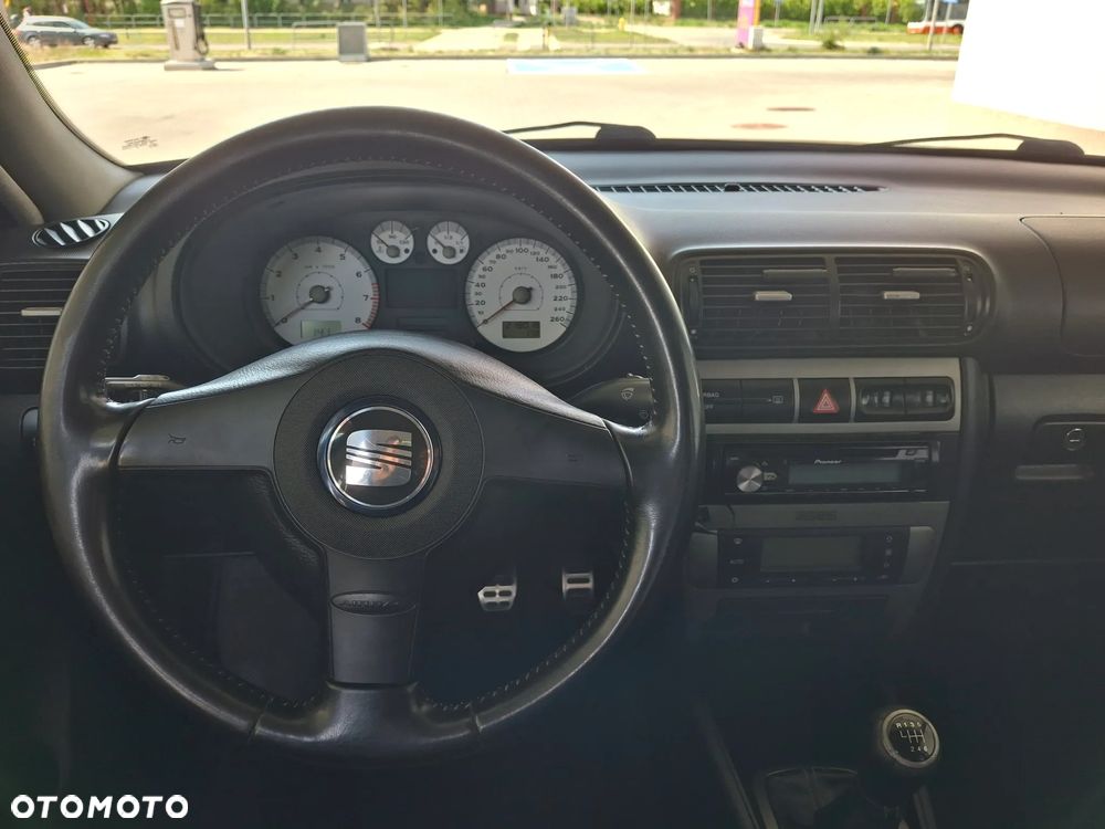 Seat Leon 1.8 T Top Sport - 8