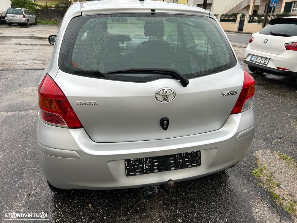 Toyota Yaris 1.0 VVT-i - 3