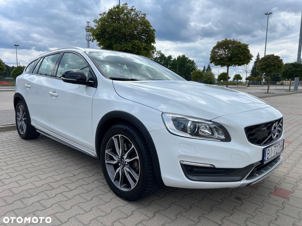 Volvo V60 Cross Country D4 AWD Summum - 32