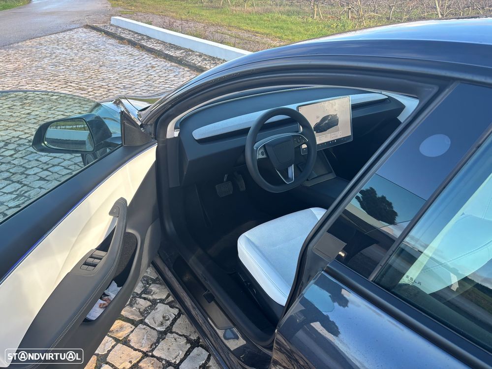Tesla Model 3 Tração Traseira Standard - 11