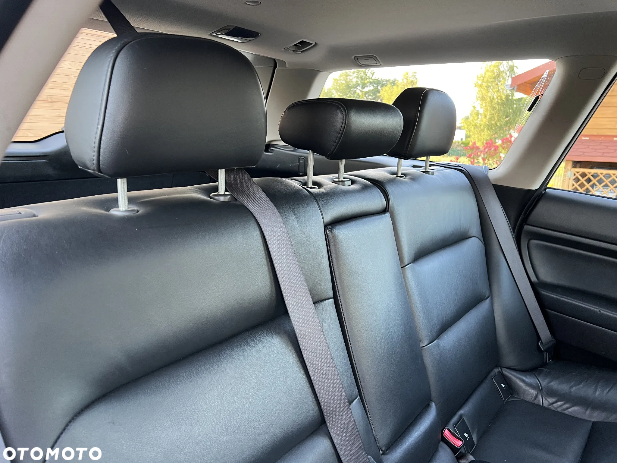 Subaru Outback - 15