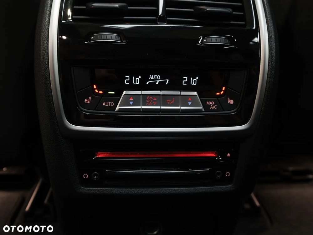 BMW X5 M Competition - 38