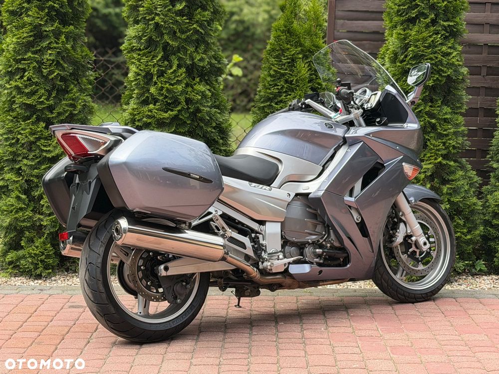 Yamaha FJR - 4