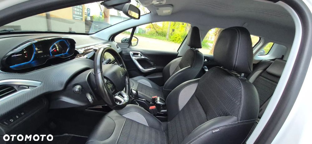 Peugeot 2008 PureTech 110 Stop&Start Allure - 10