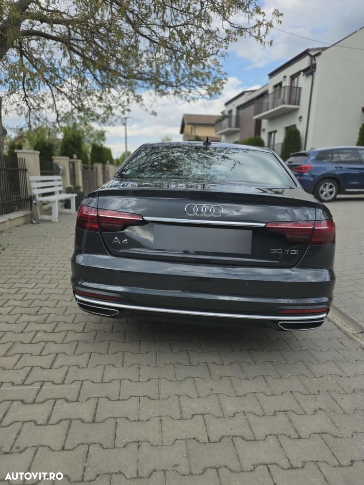 Audi A4 Limuzina 30 TDI S tronic MHEV S Line - 4
