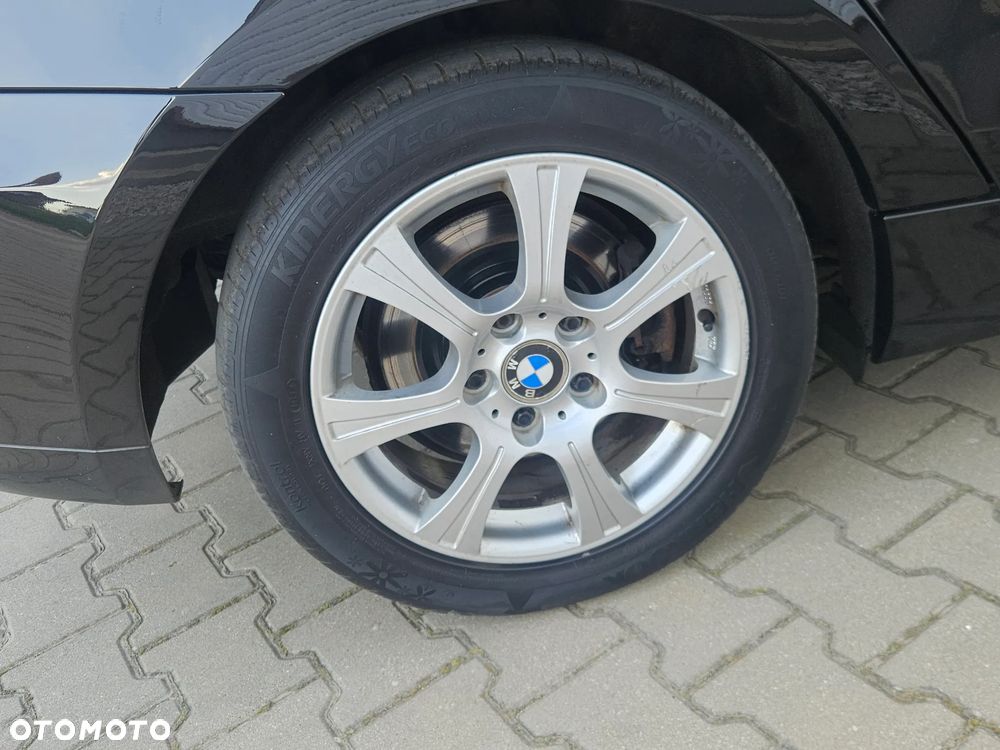 BMW Seria 1 - 23