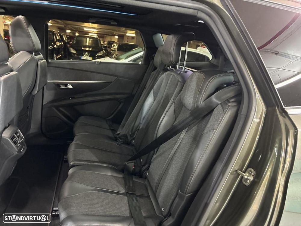 Peugeot 5008 1.5 BlueHDi GT Line EAT8 - 56