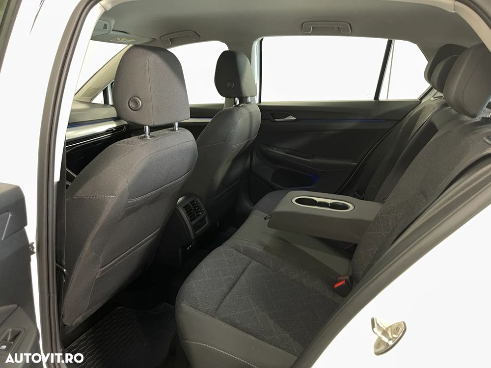 Volkswagen Golf 1.5 eTSI MHEV 150CP DSG Life - 11