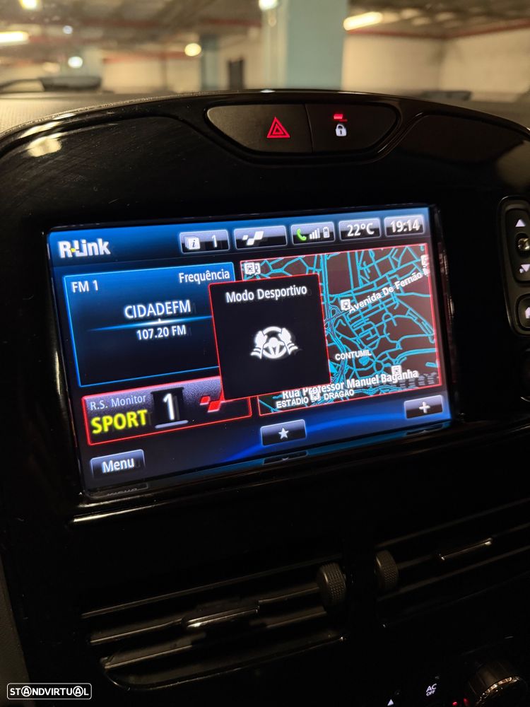 Renault Clio 1.6 T RS EDC - 27