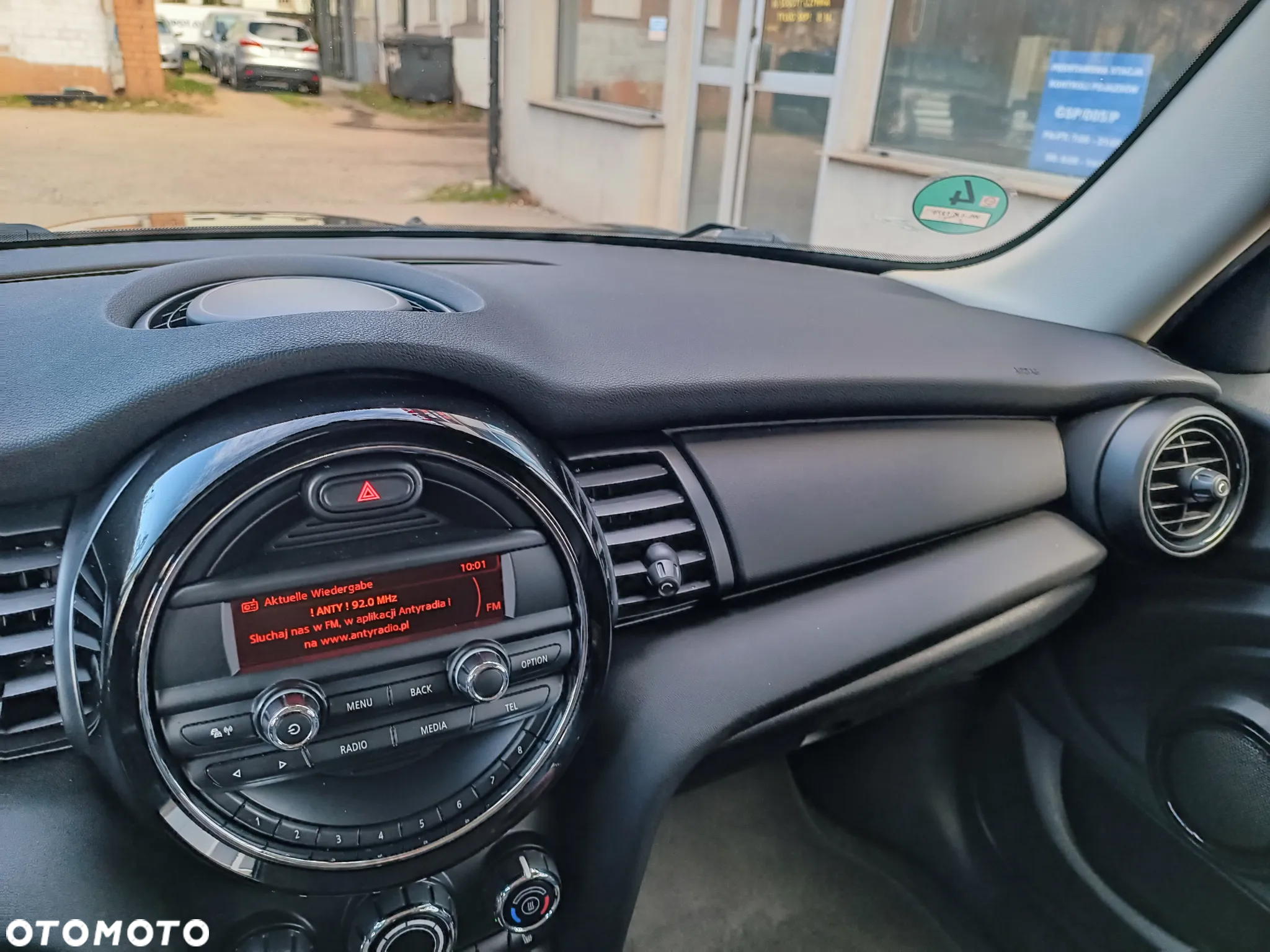 MINI ONE First - 19