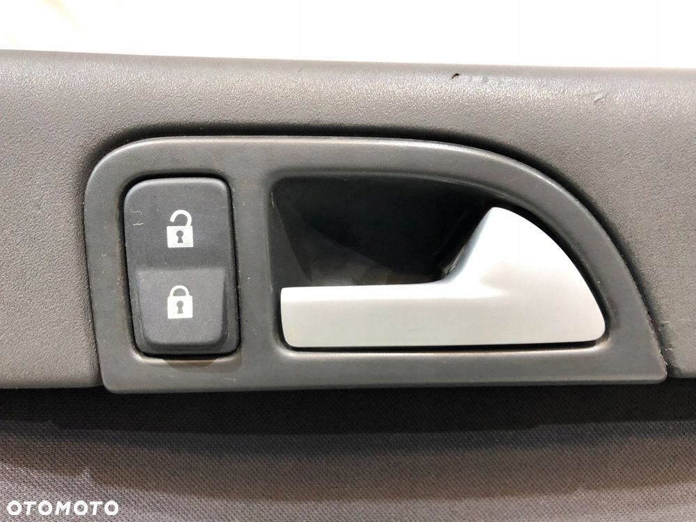 volvo v50 boczek drzwi prawy przód 04-12 - 3