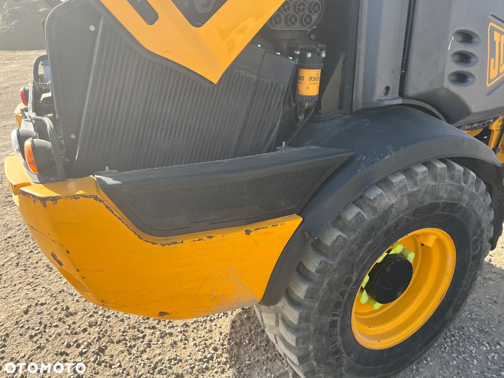 JCB 409 T4 - 8