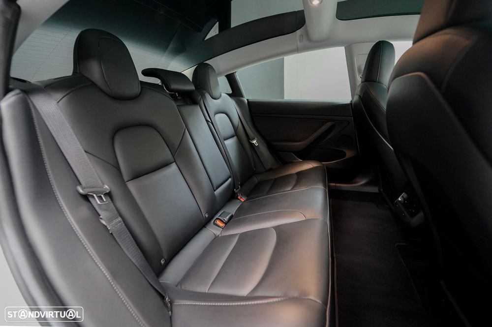 Tesla Model 3 Tração Traseira Standard - 12