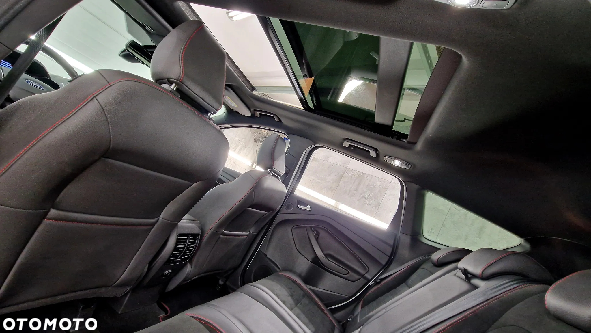 Ford Kuga 2.0 TDCi 4x4 ST-Line - 30