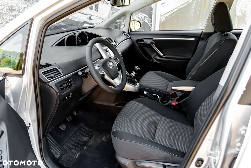 Toyota Verso 1.6 D-4D 5-Sitzer Start/Stop Edition S+ - 16