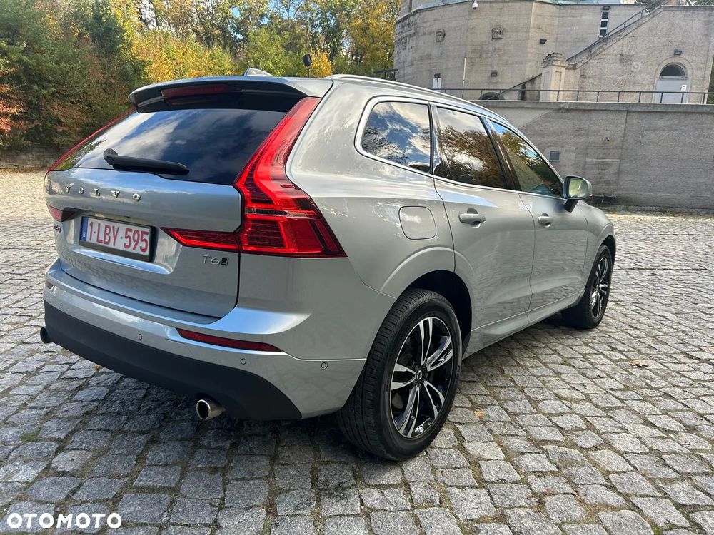 Volvo XC 60 T6 AWD Momentum - 9