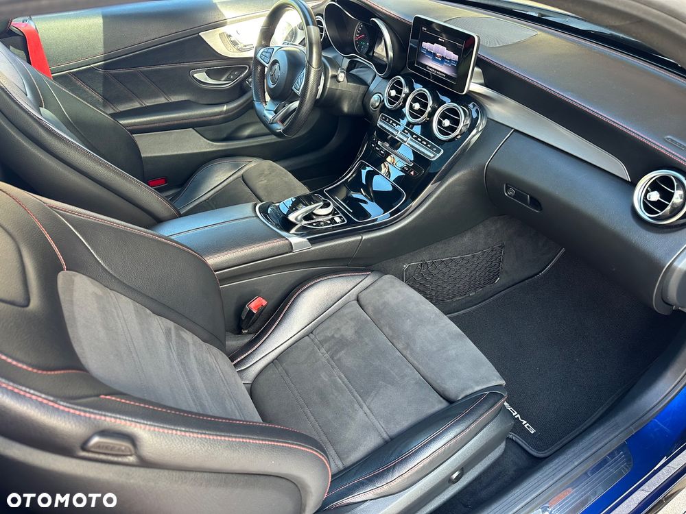 Mercedes-Benz Klasa C AMG 43 4Matic 9G-TRONIC Night Edition - 26