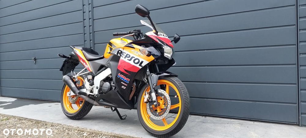 Honda CBR - 35
