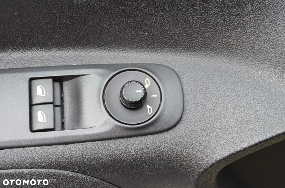 Opel Combo Life 1.2 Turbo Enjoy S&S - 30