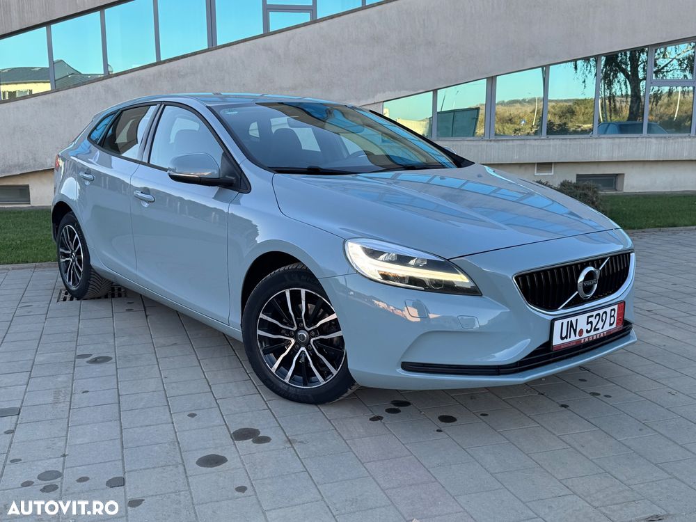 Volvo V40 D2 - 11