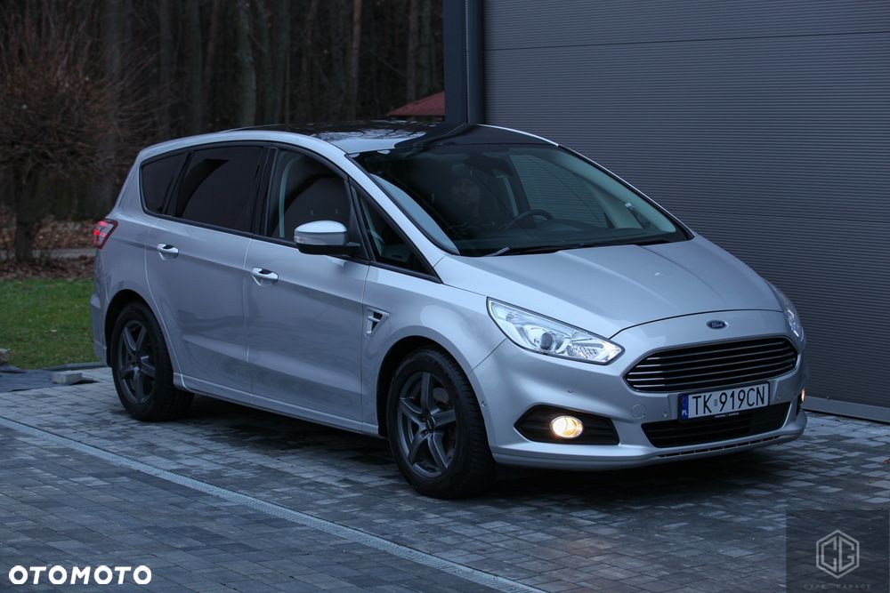 Ford S-Max - 1