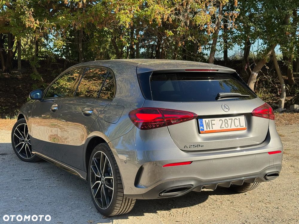 Mercedes-Benz Klasa A 250 e PHEV AMG Line 8G-DCT - 3