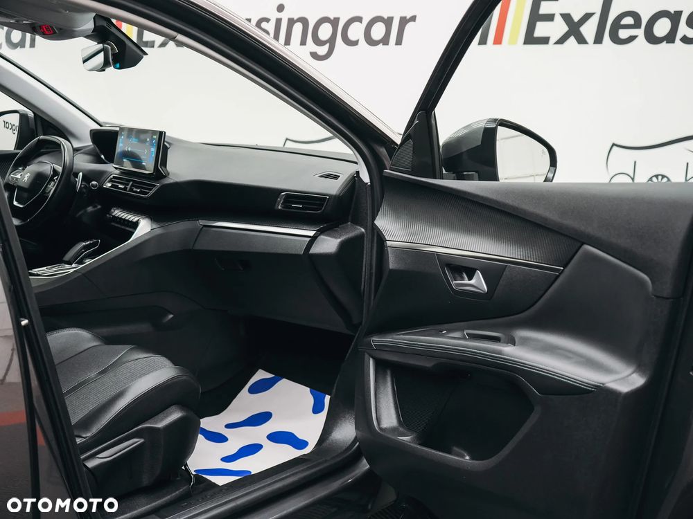Peugeot 3008 225 e-EAT8 Allure - 34