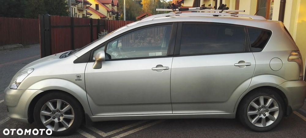 Toyota Corolla Verso 2.0 D-4D Terra 7os - 1