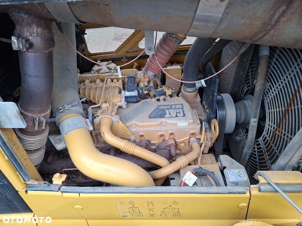 Caterpillar CAT D6N LGP - 30
