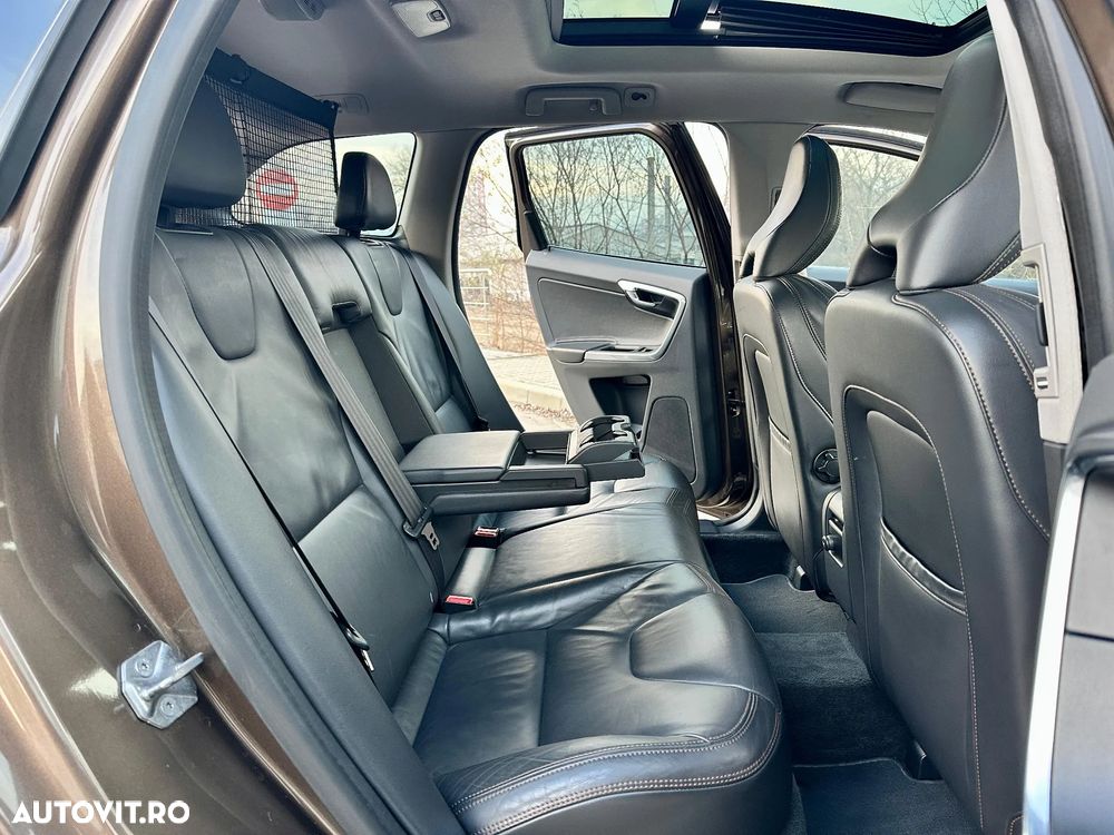 Volvo XC 60 D4 Geartronic Ocean Race - 37