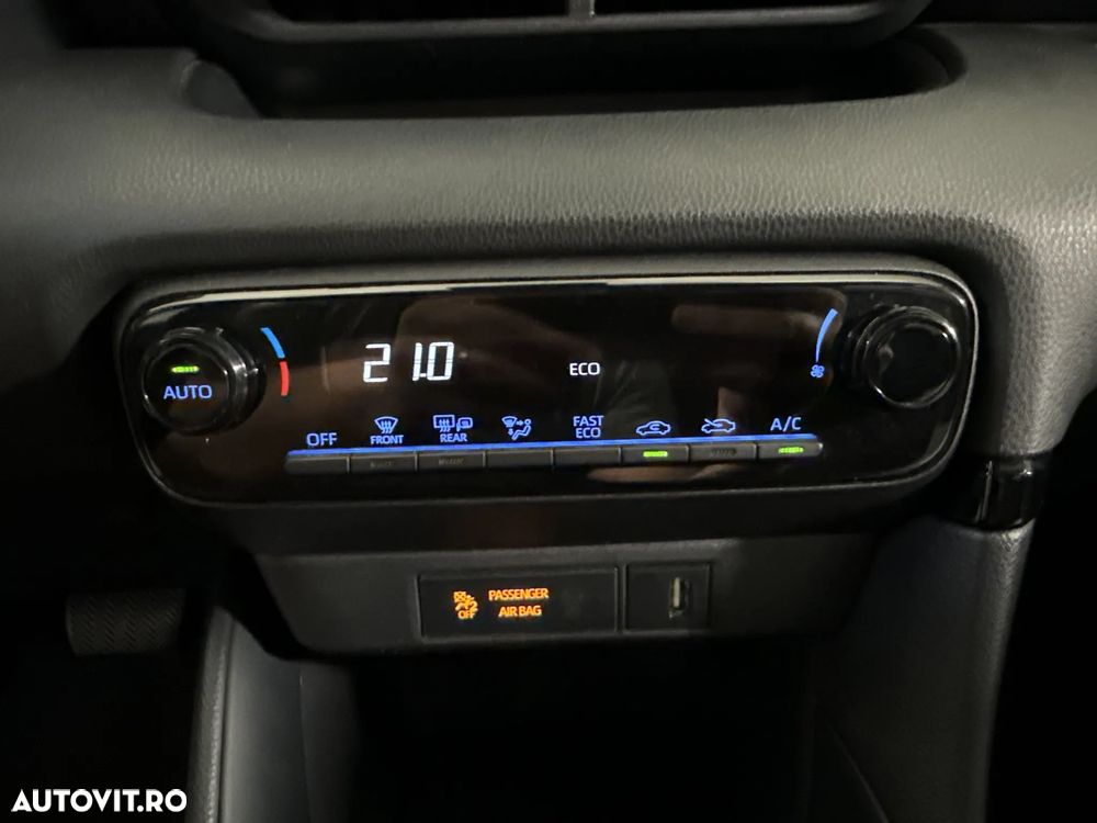 Toyota Yaris - 19