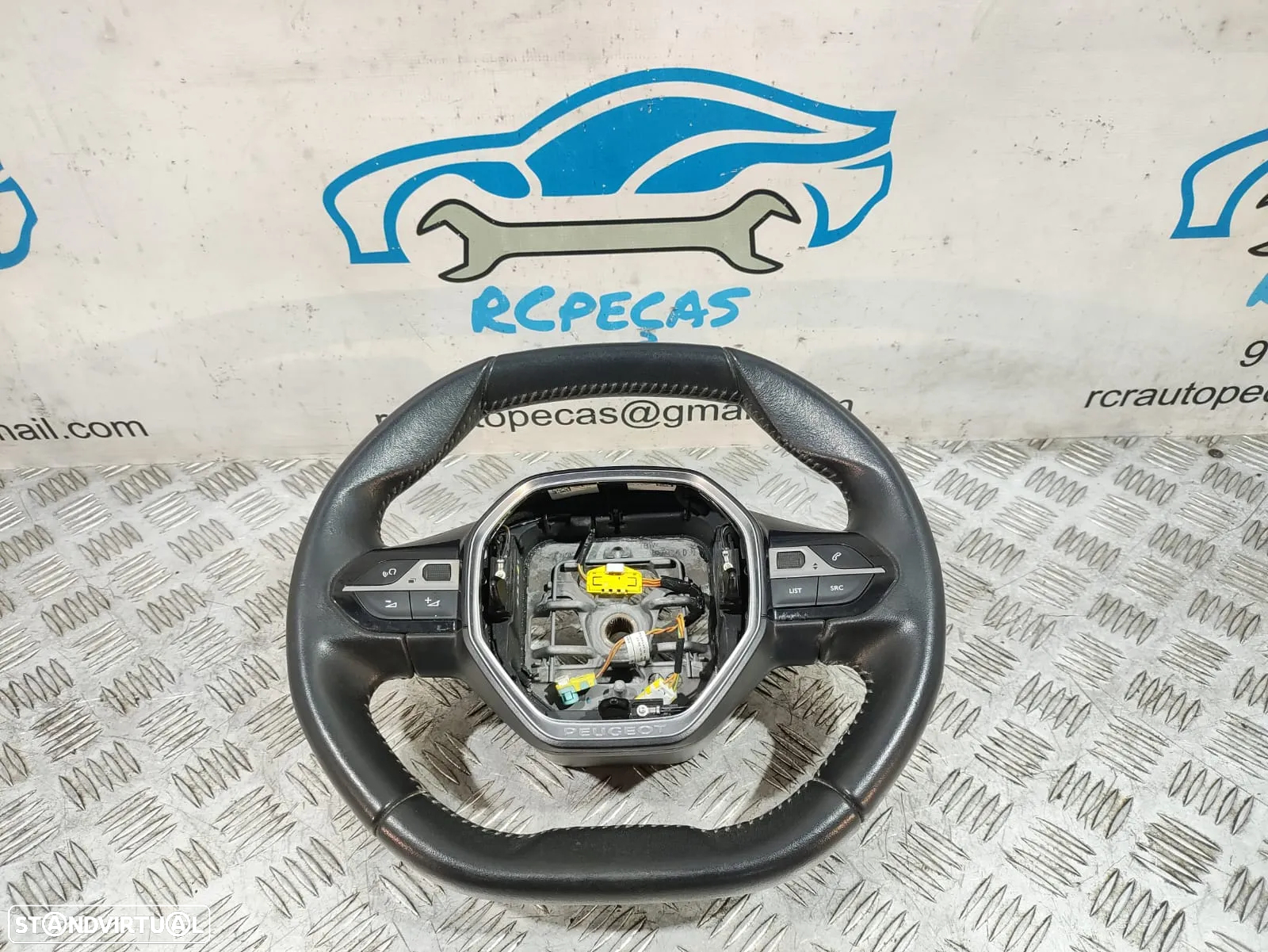 Volante Flat Bottom em Pele Peugeot 3008 II 2 Comandos multifunções - 12