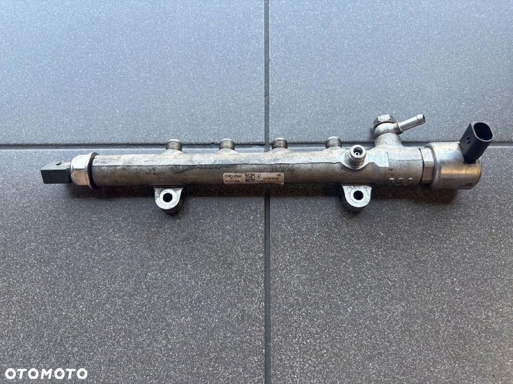 LISTWA WTRYSKOWA 2.2 CDI MERCEDES A6510700495 - 2