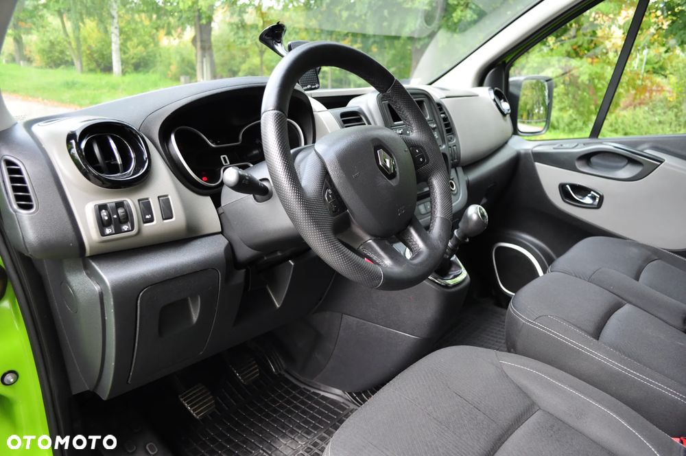 Renault Trafic - 14
