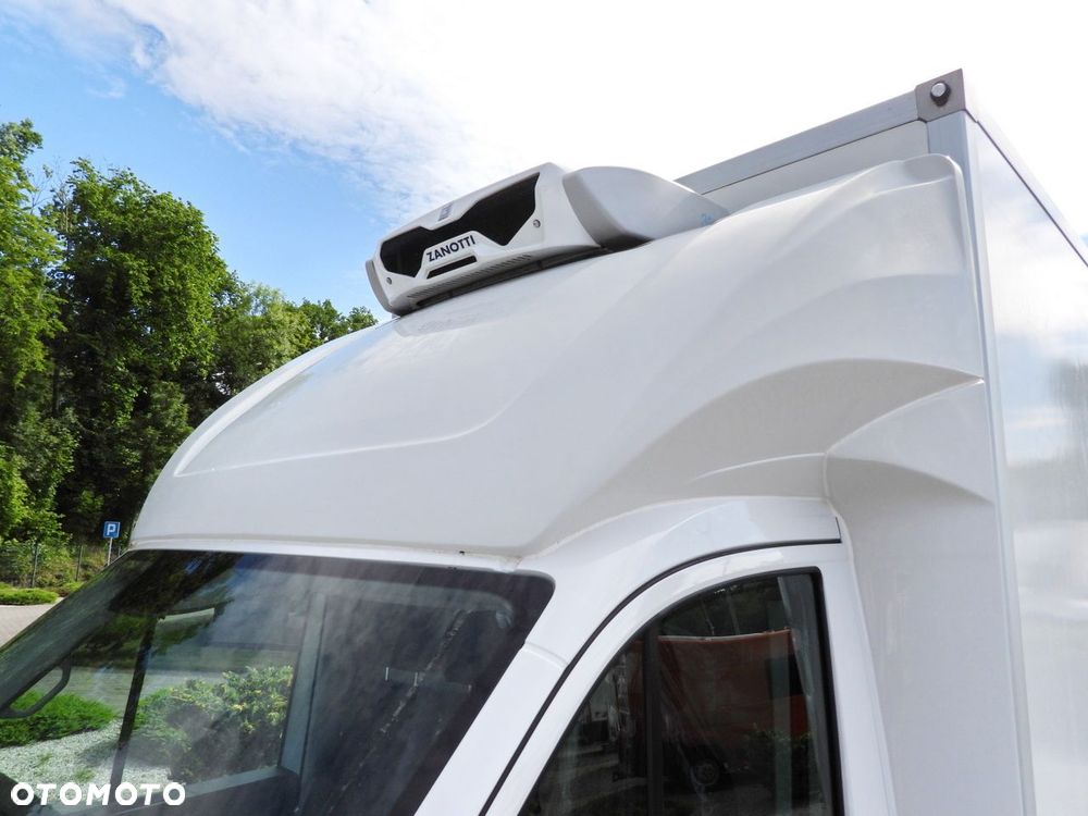 MAN TGE 3.140 CHŁODNIA KONTENER -1*C 8 PALET FUNKCJA GRZANIA TEMPOMAT PNEUMATYKA KLIMATYZACJA  140KM - 20