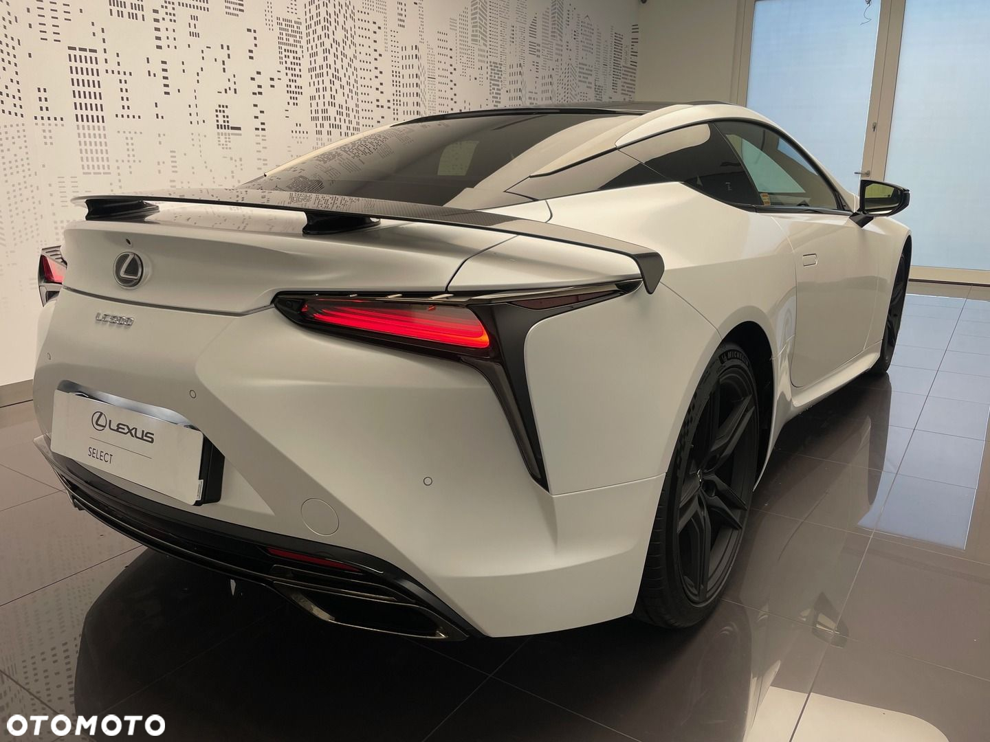 Lexus LC 500 Ultimate Edition - 6
