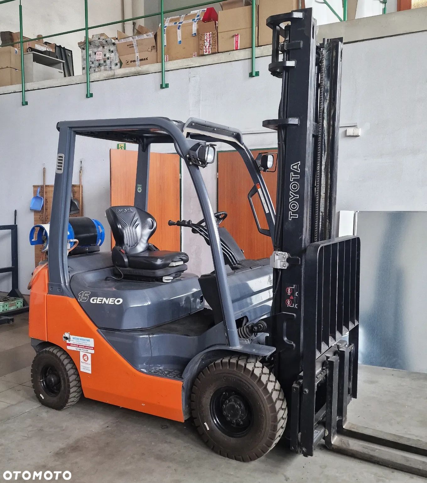 Toyota 02-8FGF15 - 1