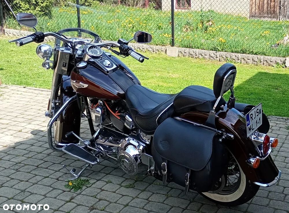 Harley-Davidson Softail Deluxe - 3