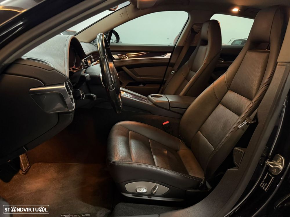 Porsche Panamera Platinum Edition - 37