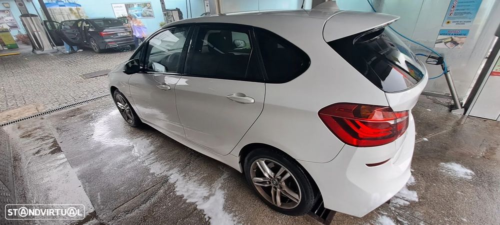 BMW 216 Active Tourer d Pack M - 9