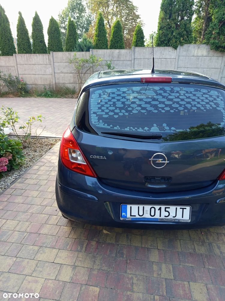 Opel Corsa 1.2 16V Cosmo - 10